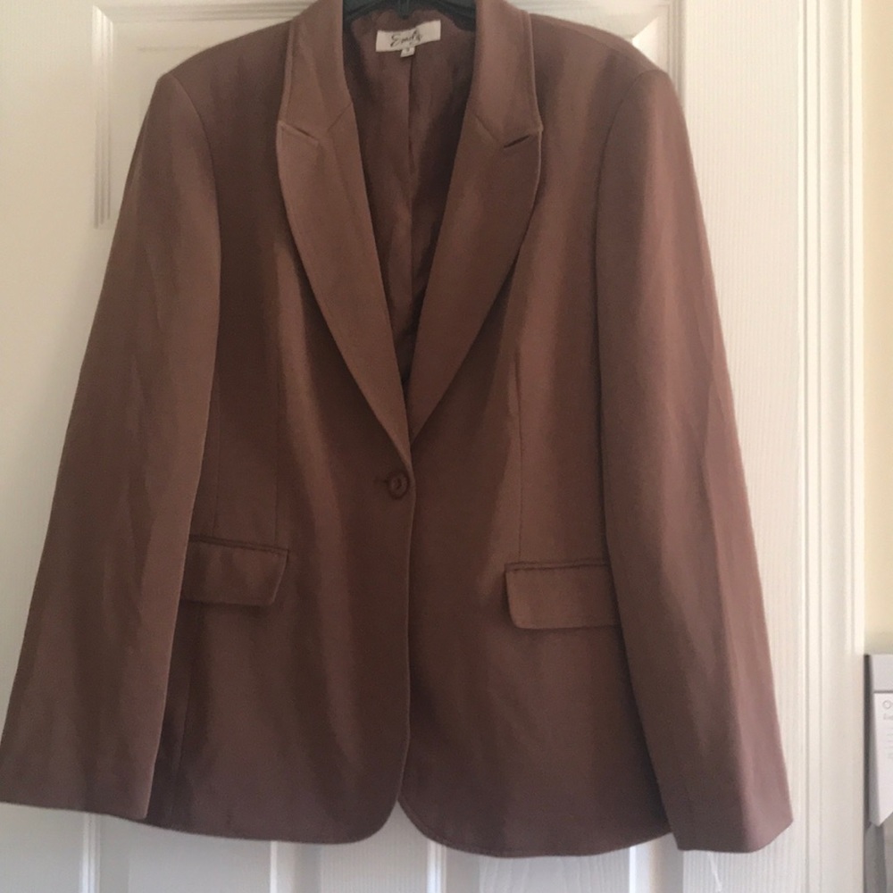 Emily women’s blazer, brown, size 18
